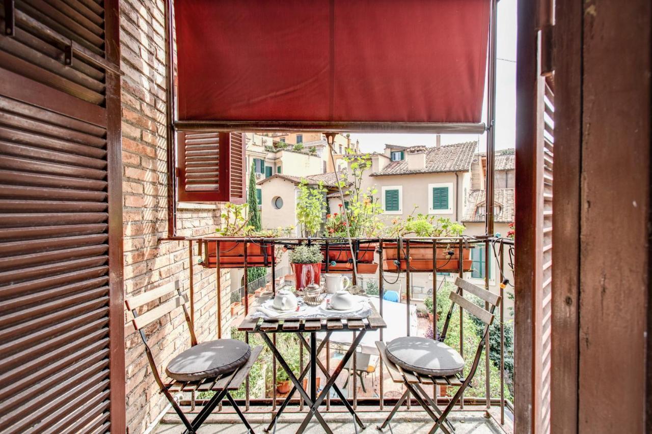 Wonderful With Balcony In Piazza Margana * Rom